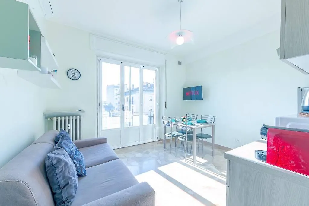 Navigli - Downtown - Duomo Spacious Two Bedroom Apartment - Close To Metro - Ac - Wi-Fi Milano