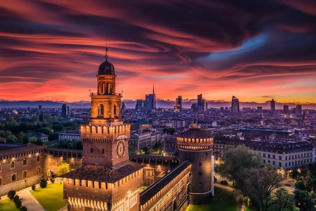 Navigli - Downtown - Duomo Spacious Two Bedroom Apartment - Close To Metro - Ac - Wi-Fi Milano