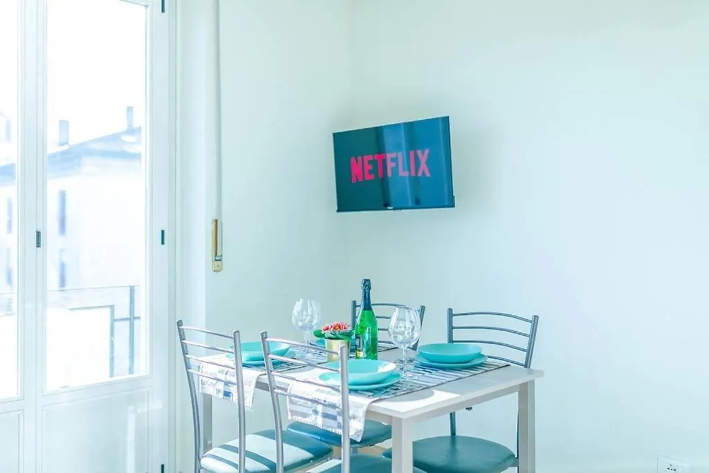 Navigli - Downtown - Duomo Spacious Two Bedroom Apartment - Close To Metro - Ac - Wi-Fi Milano Italia
