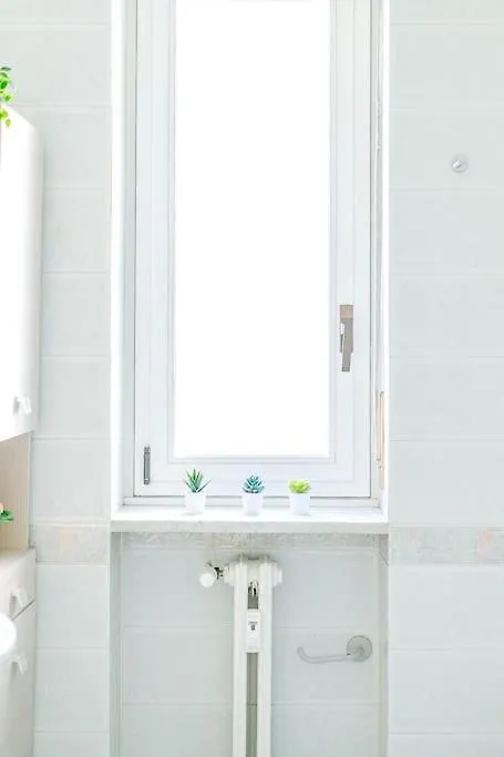Navigli - Downtown - Duomo Spacious Two Bedroom Apartment - Close To Metro - Ac - Wi-Fi Milano 0*,